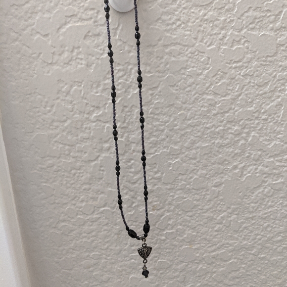 Black Jewel Necklace - Picture 2 of 3